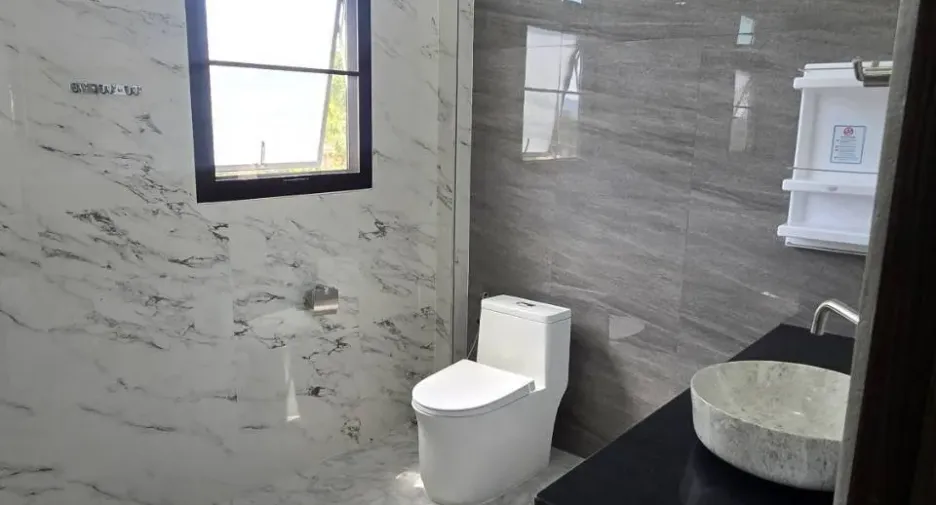 For sale and for rent 5 bedrooms villa in Bang Lamung, Chonburi