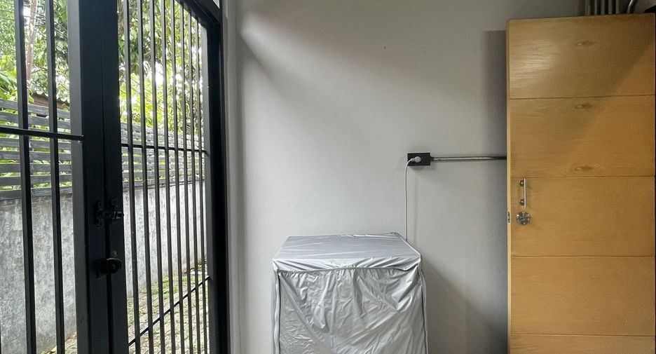 For rent 2 bedrooms townhouse in Thalang, Phuket