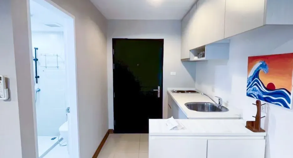 Продажа 1 кровать кондо в Хуаи Кхщанг, Бангкок