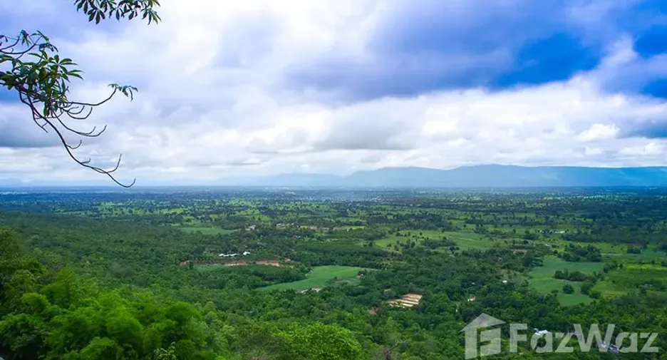 For sale 13 bedrooms hotel in Kaset Sombun, Chaiyaphum