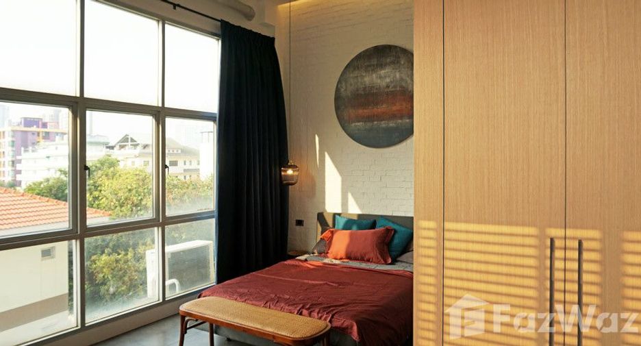 For sale 1 bed condo in Huai Khwang, Bangkok