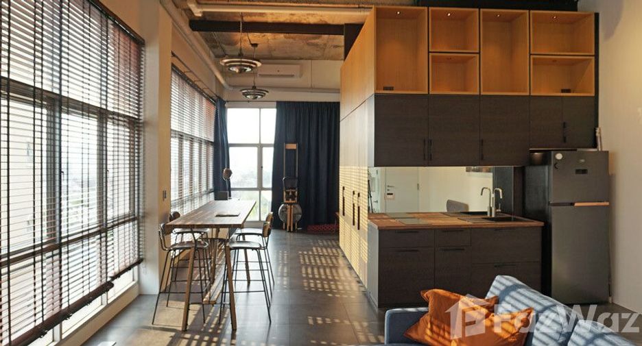 For sale 1 bed condo in Huai Khwang, Bangkok