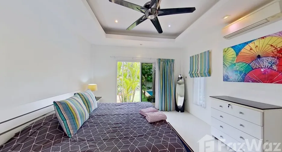 For sale 7 bedrooms villa in Sattahip, Chonburi