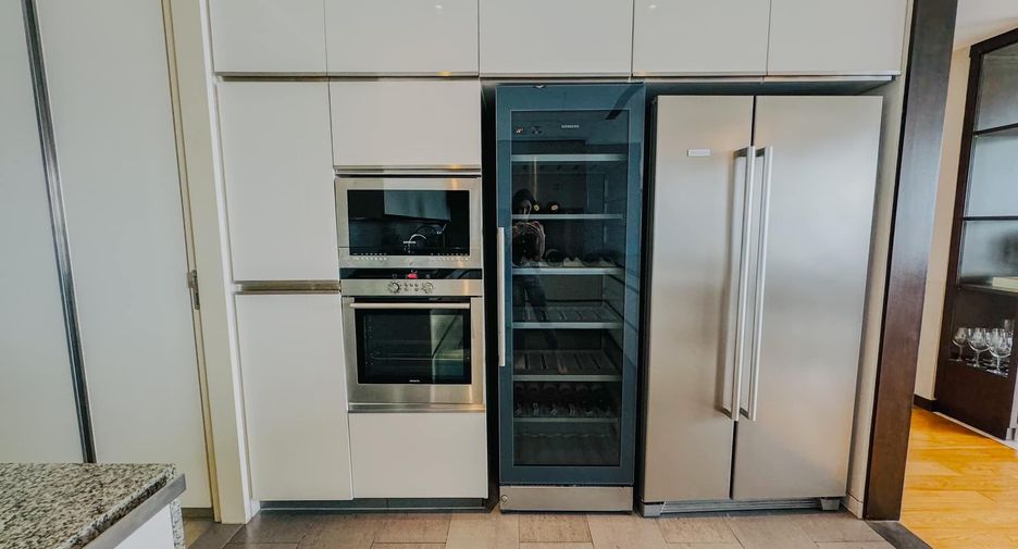 Wohnung zum Kauf und zur Miete mit 3 Zimmer in Sathon, Bangkok
