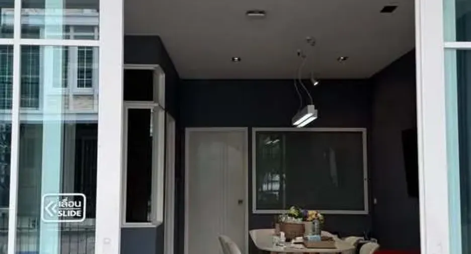 For rent and for sale 5 bedrooms townhouse in Pak Kret, Nonthaburi