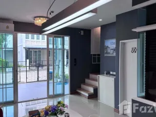 For sale and for rent 5 bedrooms townhouse in Pak Kret, Nonthaburi