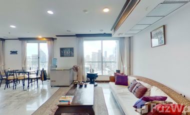 For sale 3 bedrooms condo in Sathon, Bangkok