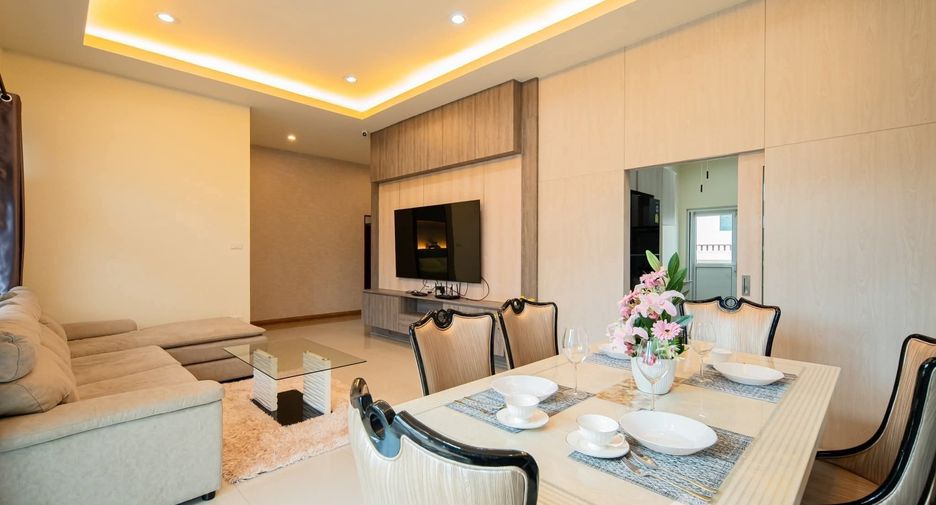 For rent 6 bedrooms villa in Bang Lamung, Chonburi