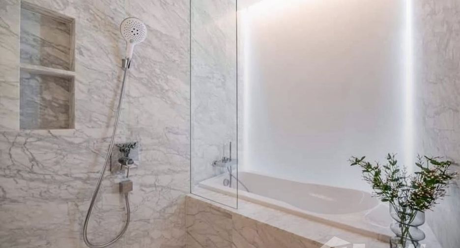 For sale and for rent 1 bed condo in Watthana, Bangkok