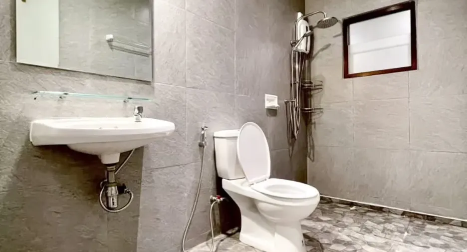 Haus zum Kauf und zur Miete mit 3 Zimmer in Mueang Phuket, Phuket