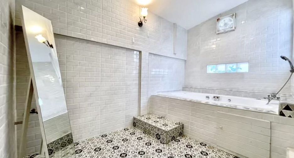 Haus zum Kauf und zur Miete mit 3 Zimmer in Mueang Phuket, Phuket