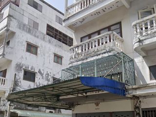 For sale 4 ベッドルーム townhouse in Bang Khae, Bangkok
