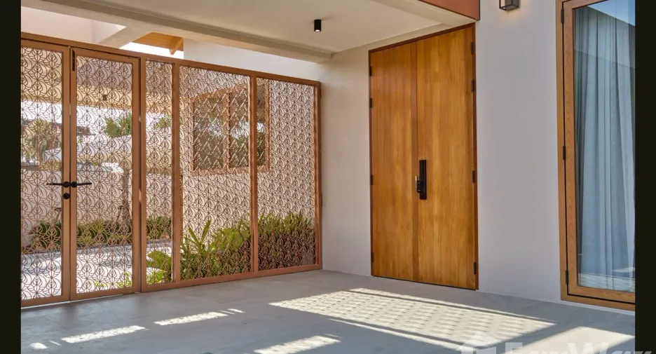 For sale 4 bedrooms villa in Thalang, Phuket