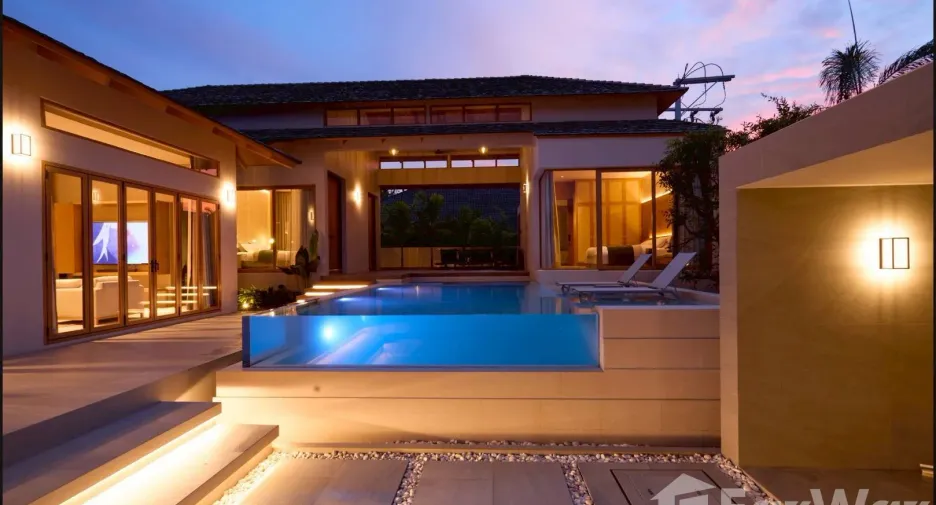 For sale 4 bedrooms villa in Thalang, Phuket