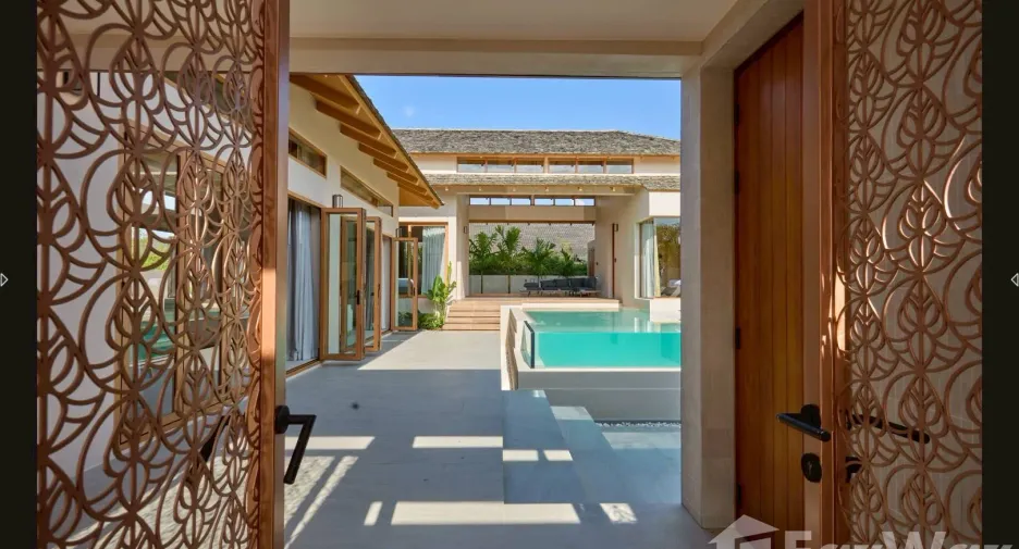 For sale 4 bedrooms villa in Thalang, Phuket