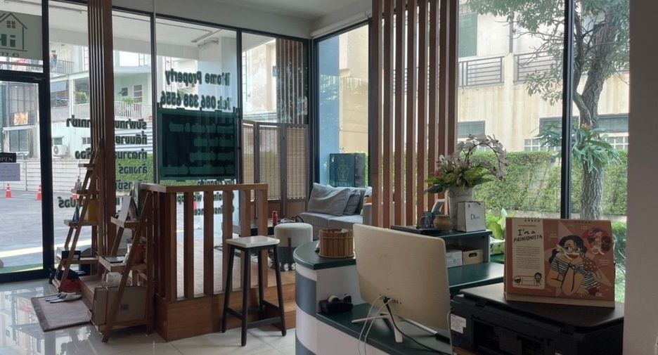 À vendre et à louer 1 chambre local commercial à Si Racha, Chonburi