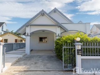 For rent 4 bedrooms villa in Bang Lamung, Chonburi