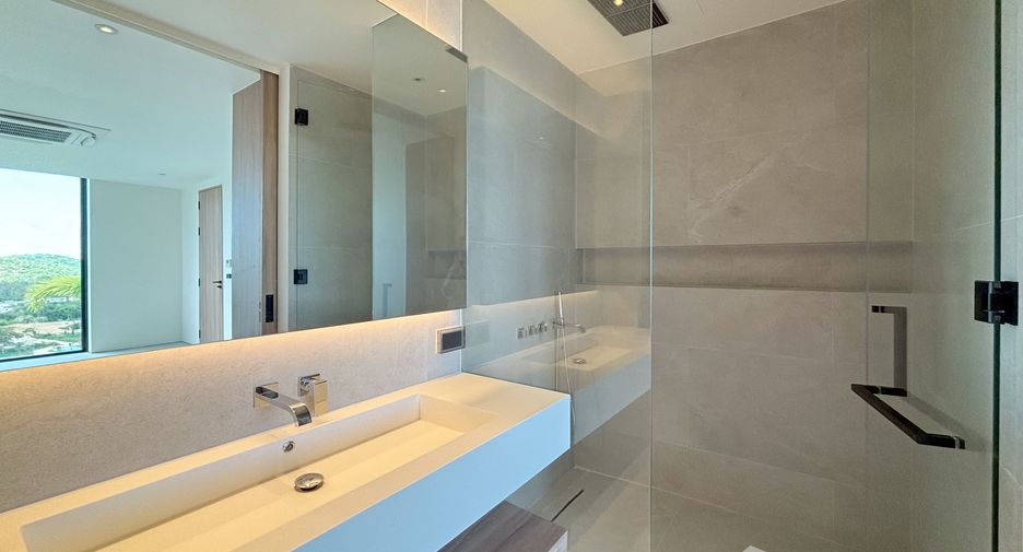 For sale 3 bedrooms villa in Thalang, Phuket