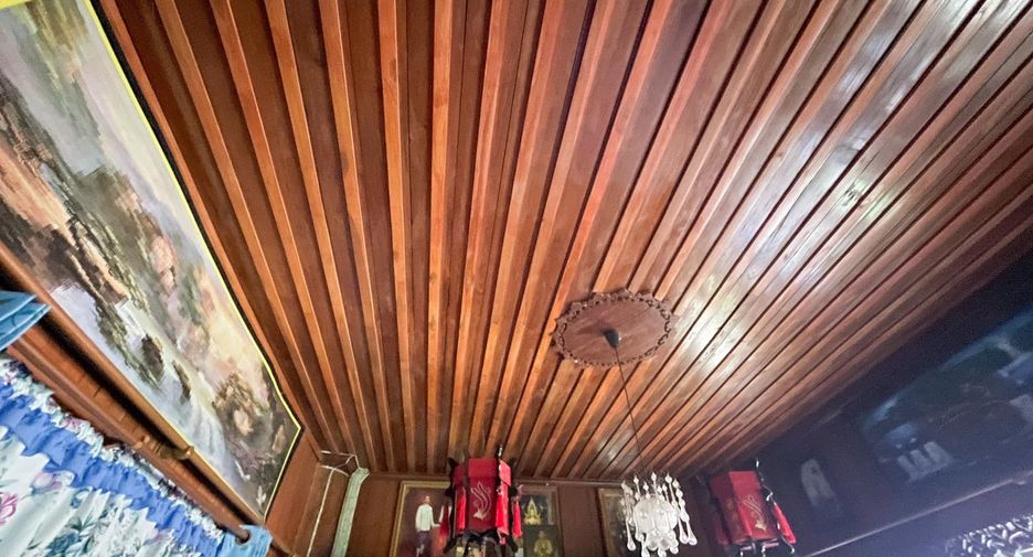 For sale 3 bedrooms house in Den Chai, Phrae