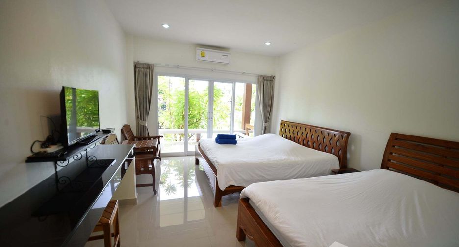 For sale 20 bedrooms hotel in Bang Lamung, Chonburi