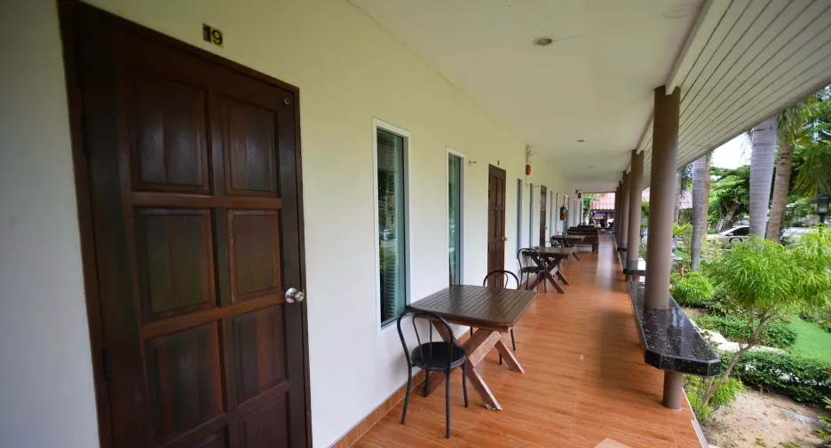 For sale 20 bedrooms hotel in Bang Lamung, Chonburi