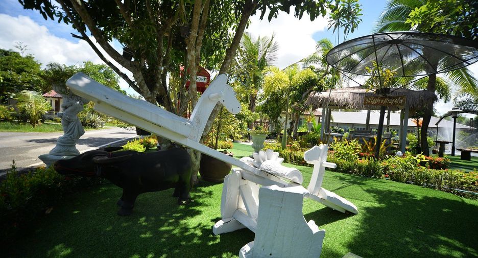 For sale 20 bedrooms hotel in Bang Lamung, Chonburi