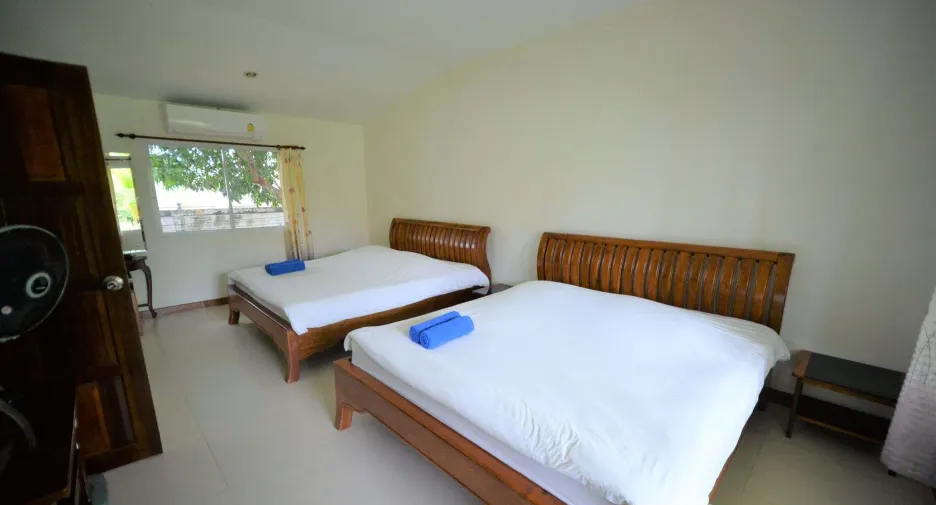 For sale 20 bedrooms hotel in Bang Lamung, Chonburi