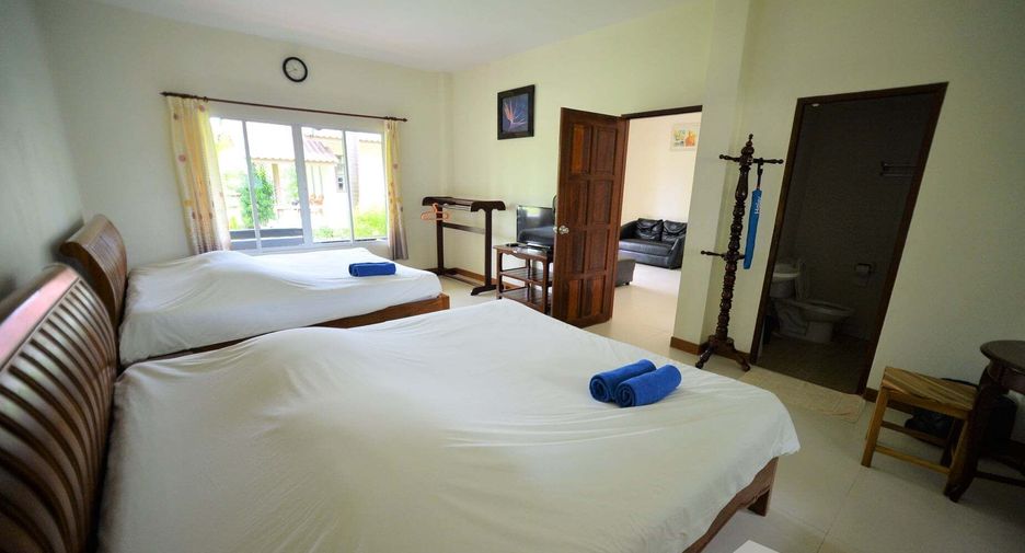 For sale 20 bedrooms hotel in Bang Lamung, Chonburi