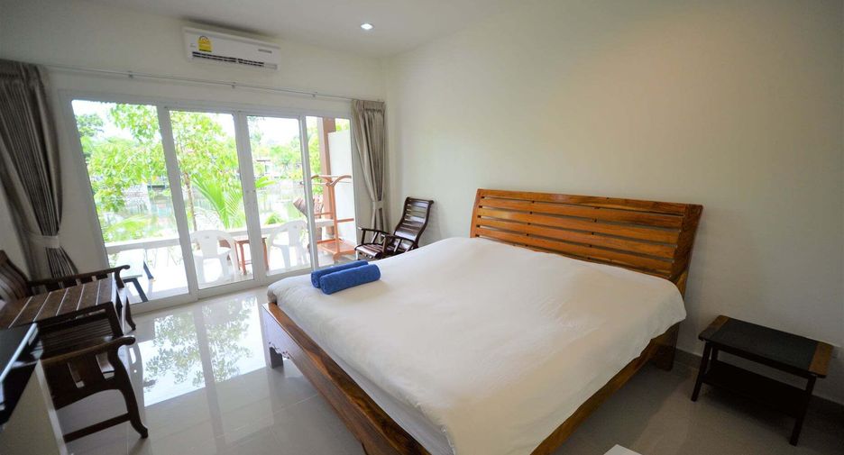 For sale 20 bedrooms hotel in Bang Lamung, Chonburi