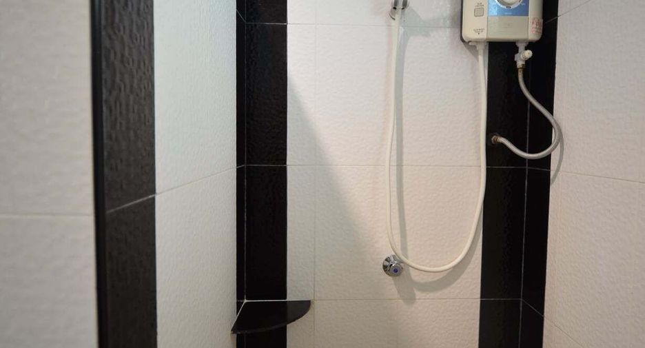 For sale 20 bedrooms hotel in Bang Lamung, Chonburi