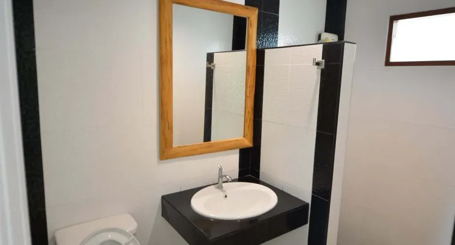 For sale 20 bedrooms hotel in Bang Lamung, Chonburi