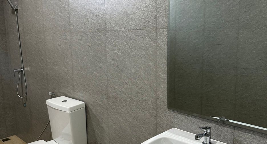 Продажа 4 спальни дом в Mueang Samut Prakan, Самутпракан