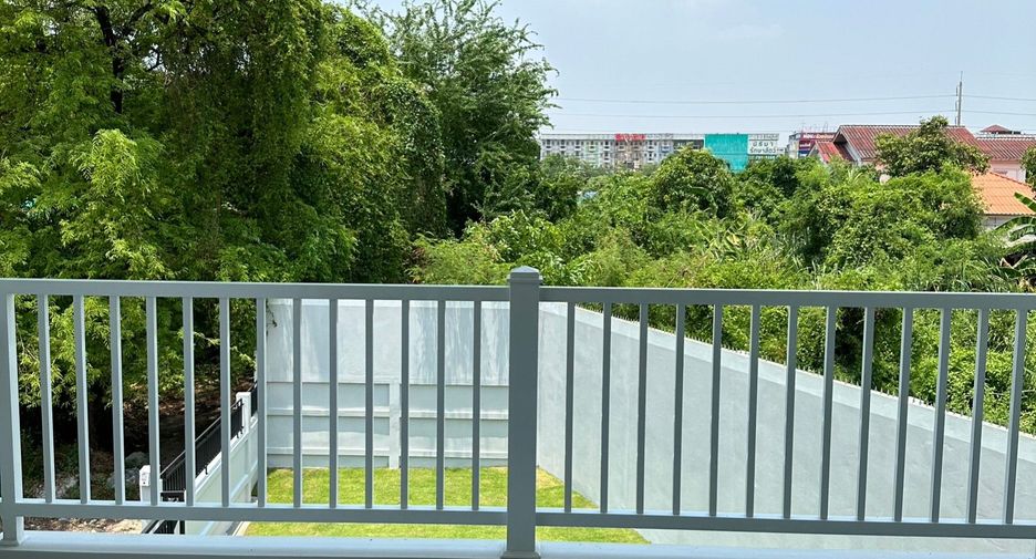 Продажа 4 спальни дом в Mueang Samut Prakan, Самутпракан