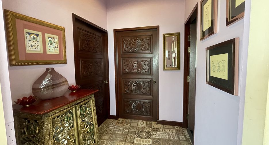 Продажа 3 спальни кондо в Mueang Chon Buri, Чонбури
