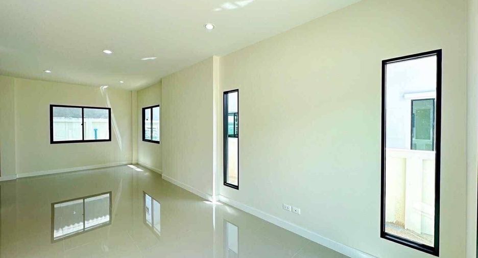 Haus zur Miete mit 3 Zimmer in Lam Luk Ka, Pathum Thani
