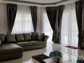 For rent 5 bedrooms villa in Bang Lamung, Chonburi