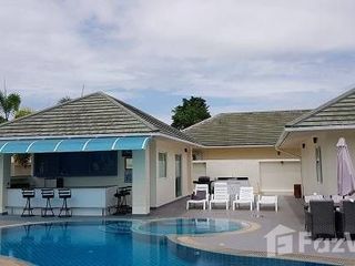 Villa en alquiler de 5 habitaciones en Bang Lamung, Chonburi