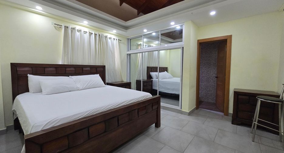 For sale 7 bedrooms villa in Hua Taphan, Amnat Charoen