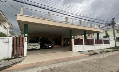 Haus zum Kauf mit 5 Zimmer in Bang Khun Thian, Bangkok