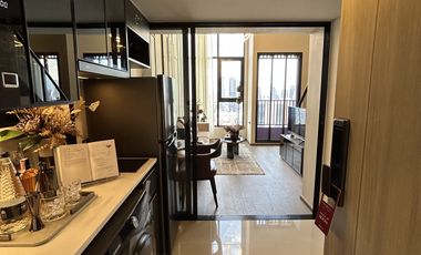 Wohnung zum Kauf mit 1 Zimmer in Bang Rak, Bangkok