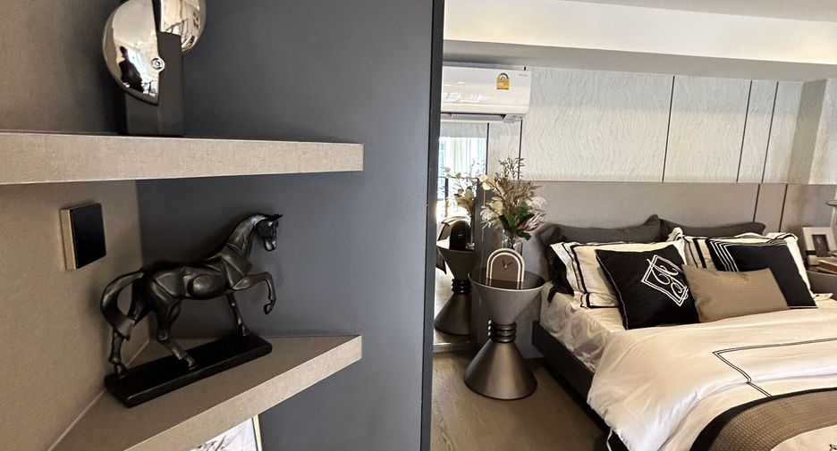 For sale 1 bed condo in Bang Rak, Bangkok