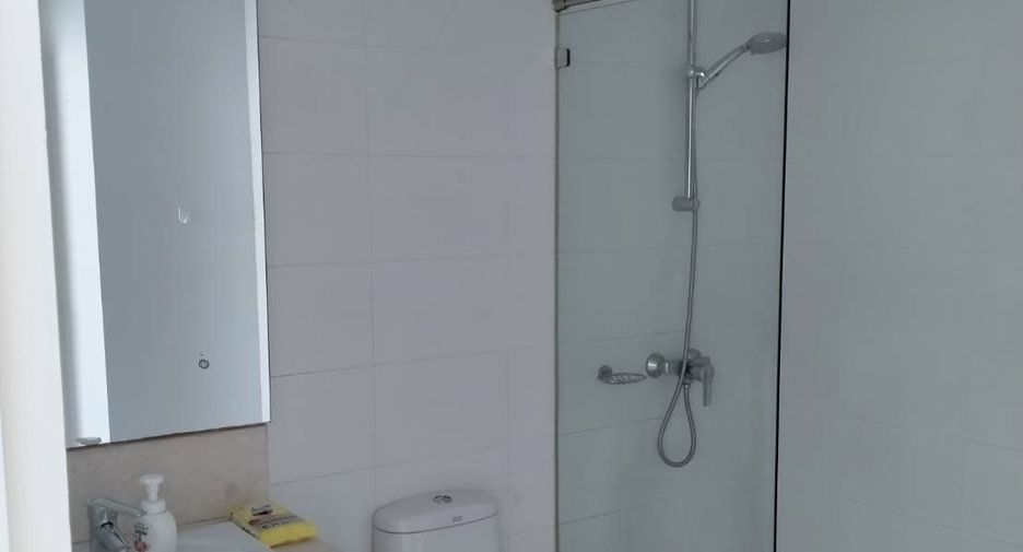 For sale 2 bedrooms condo in Khlong Toei, Bangkok