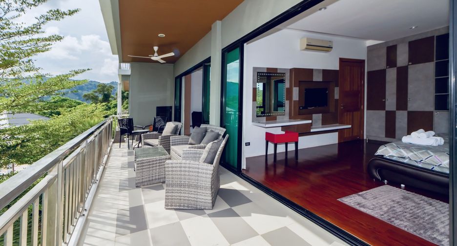 For sale 2 bedrooms apartment in Mueang Phuket, Phuket
