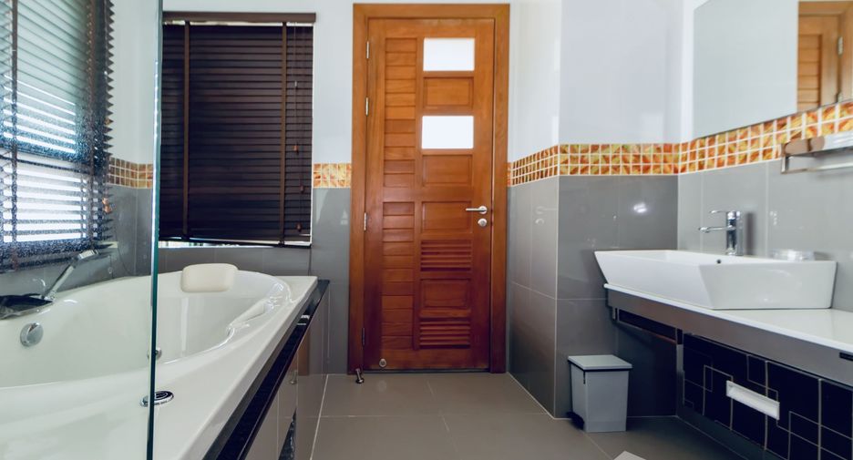 For sale 2 bedrooms apartment in Mueang Phuket, Phuket