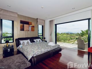 For sale 2 bedrooms apartment in Mueang Phuket, Phuket