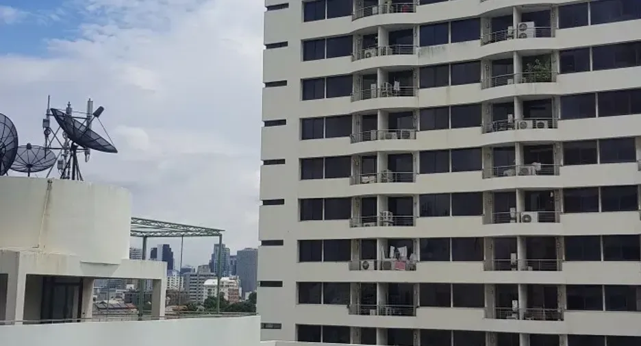 Condo en venta y en alquiler de 2 habitaciones en Watthana, Bangkok
