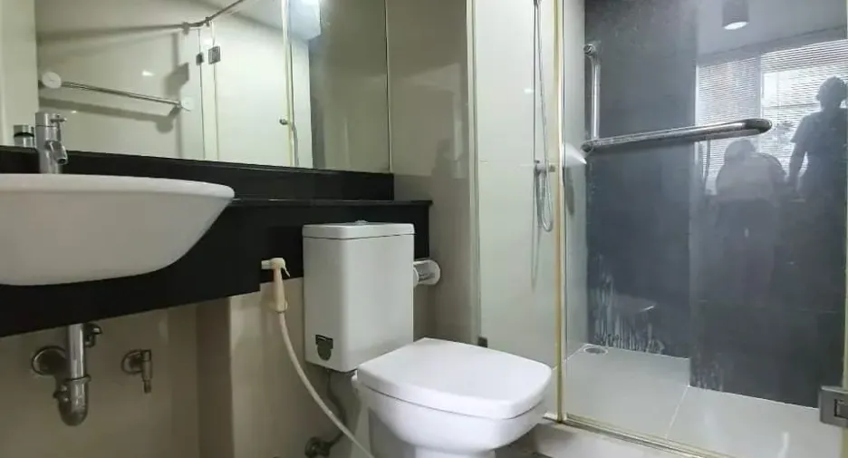 À vendre 1 chambre condo à Huai Khwang, Bangkok