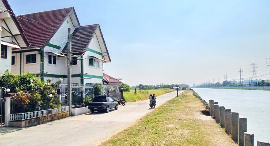 For sale 4 bedrooms house in Don Mueang, Bangkok