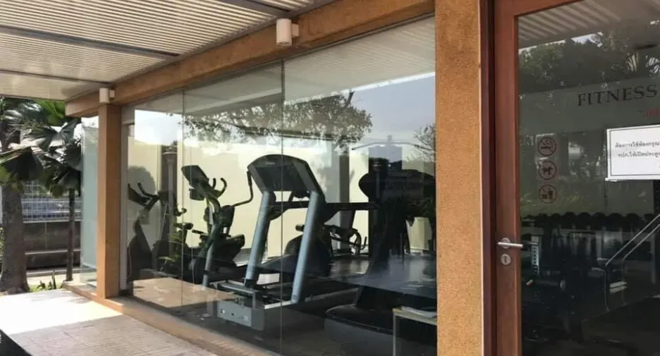 Casa en venta y en alquiler de 5 habitaciones en Prawet, Bangkok