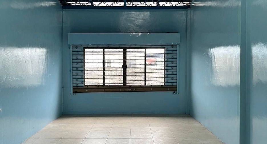 For sale 4 bedrooms retail Space in Bang Khun Thian, Bangkok